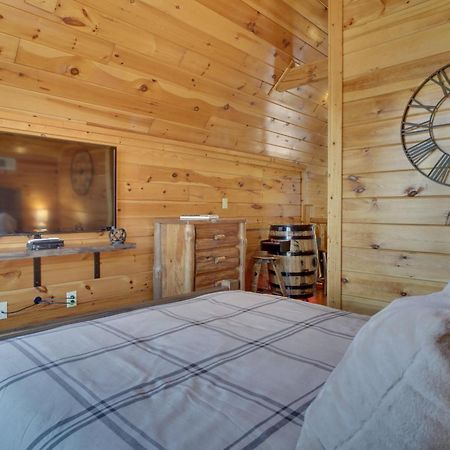 Hatcher Mtn Retreat Sevierville Cabin With Hot Tub! Exterior photo