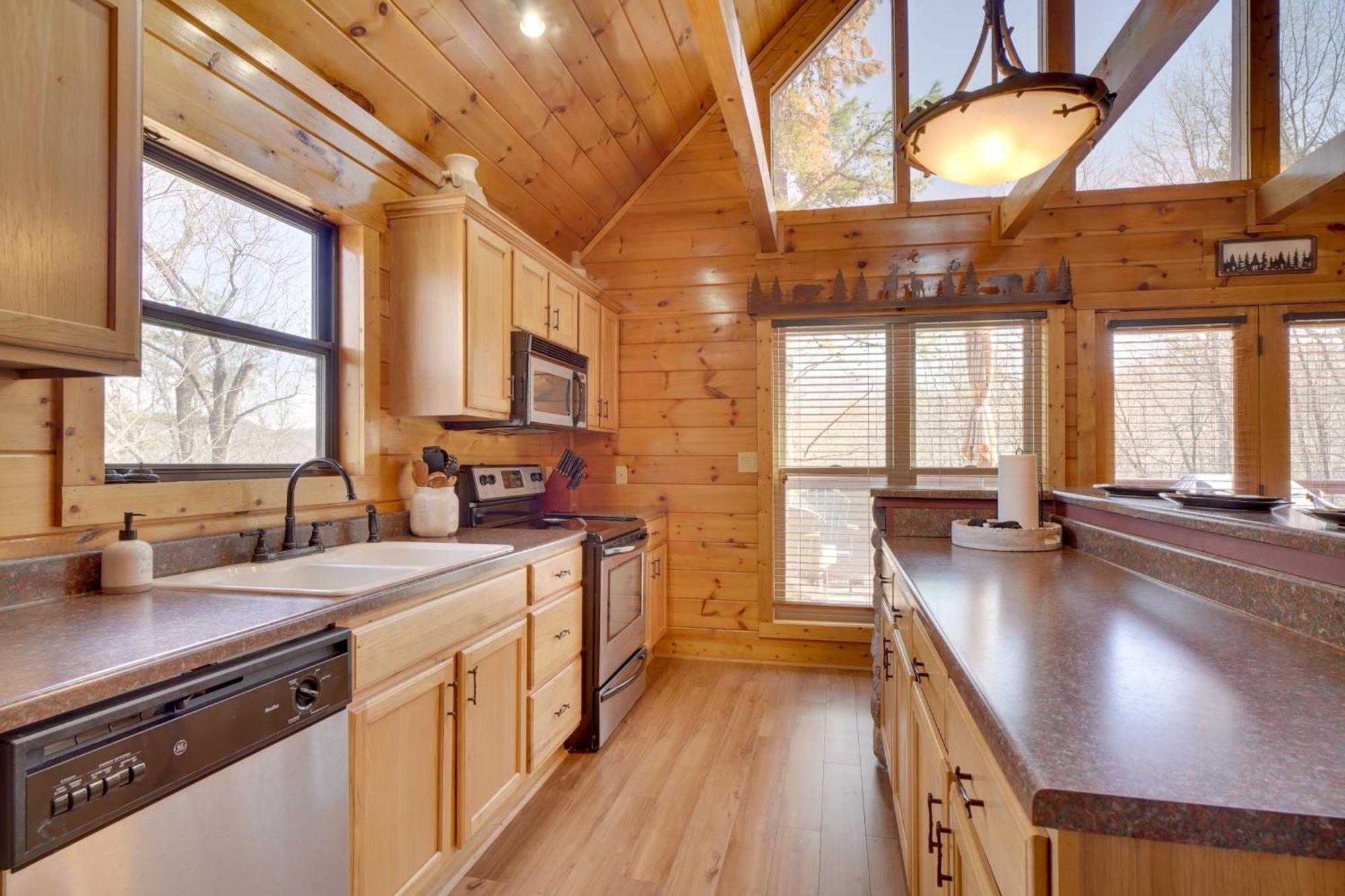 Hatcher Mtn Retreat Sevierville Cabin With Hot Tub! Exterior photo
