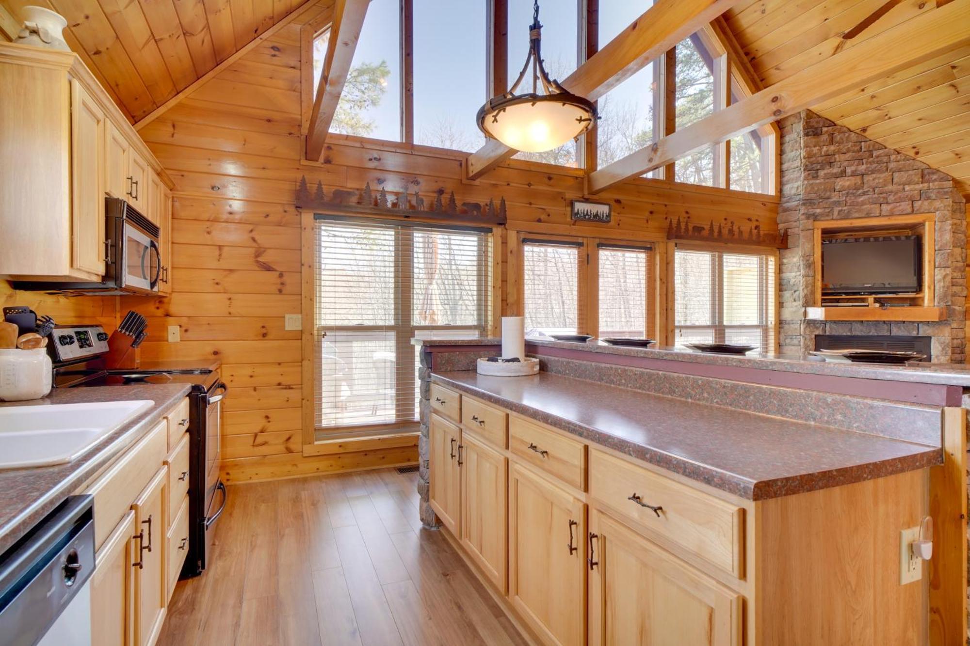 Hatcher Mtn Retreat Sevierville Cabin With Hot Tub! Exterior photo